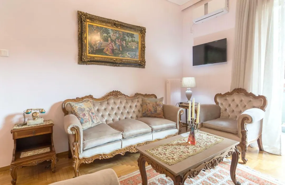 Lovely Apartment In Athens-1